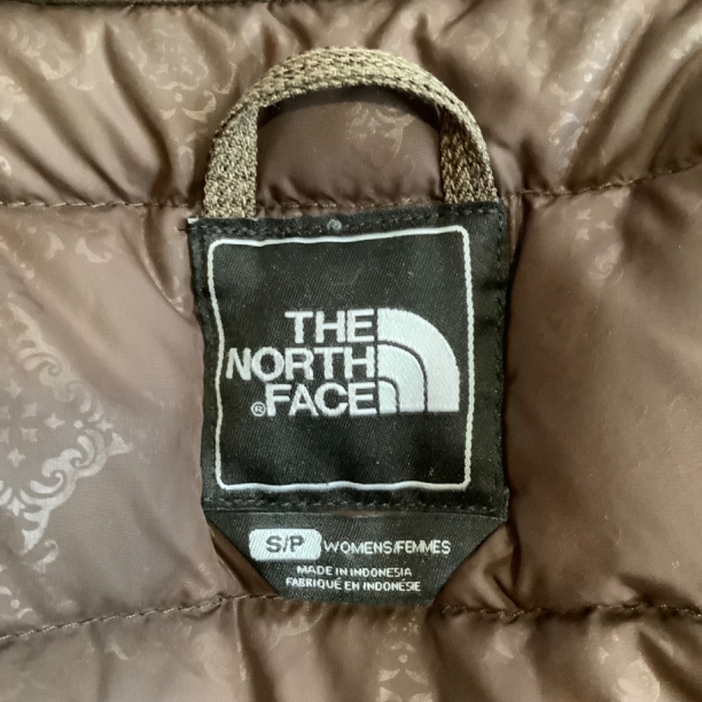 THE NORTH FACE HyVent 600 Belted Puffer Coat Size S - Picture 11 of 16